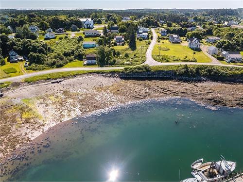 31 Cooks Point Rd, Wilsons Beach, NB 