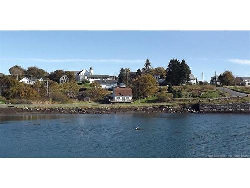 31 Cooks Point Rd, Wilsons Beach, NB 