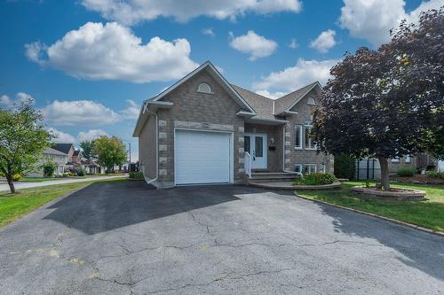 1344 Rue des Hirondelles  Gatineau (Gatineau), QC J8R 2Z7