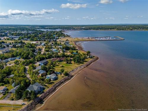 260 Belle Isle St, Shediac, NB 