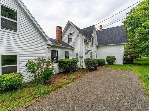 7227 Highway 101, Plympton, NS 