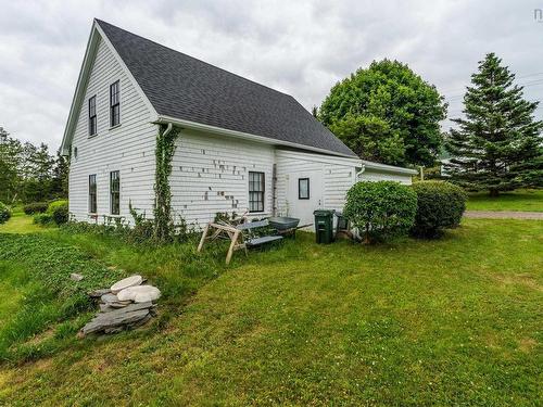 7227 Highway 101, Plympton, NS 