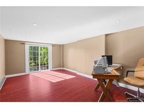 18 Hillview St, Upper Kingsclear, NB 