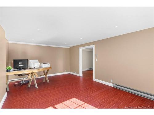 18 Hillview St, Upper Kingsclear, NB 