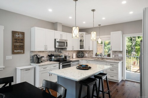 2838 Sooke Lake Rd, Langford, BC 