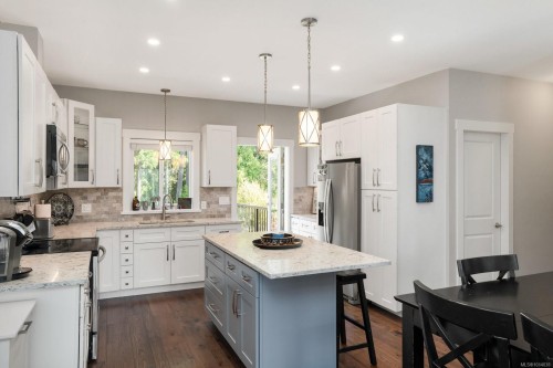 2838 Sooke Lake Rd, Langford, BC 