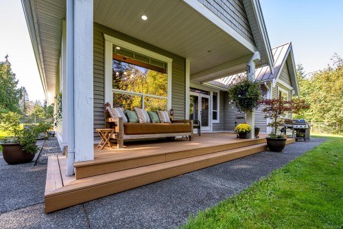 2435 Charleville Rd, Campbell River, BC 