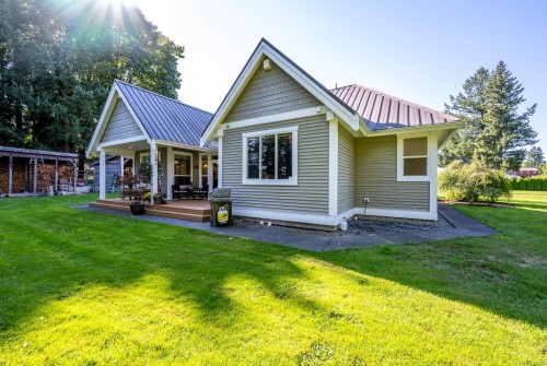 2435 Charleville Rd, Campbell River, BC 