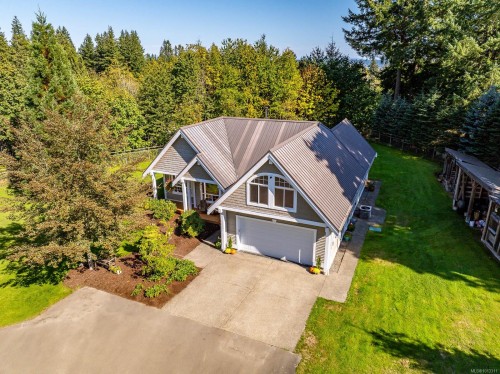 2435 Charleville Rd, Campbell River, BC 