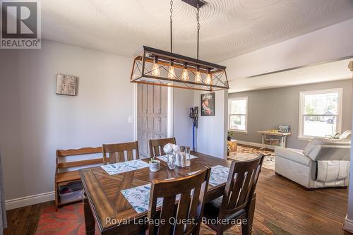 2070 Hawley Road, Severn (Marchmont), ON - Indoor Photo Showing Dining Room