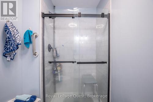 2070 Hawley Road, Severn (Marchmont), ON - Indoor Photo Showing Bathroom