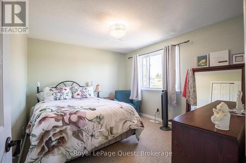 2070 Hawley Road, Severn (Marchmont), ON - Indoor Photo Showing Bedroom