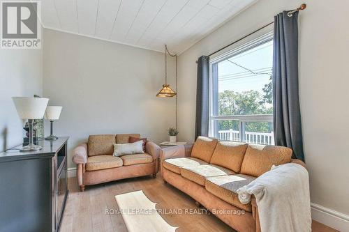 366 Salisbury Street, London East (East G), ON - Indoor Photo Showing Living Room