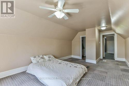 366 Salisbury Street, London East (East G), ON - Indoor Photo Showing Bedroom
