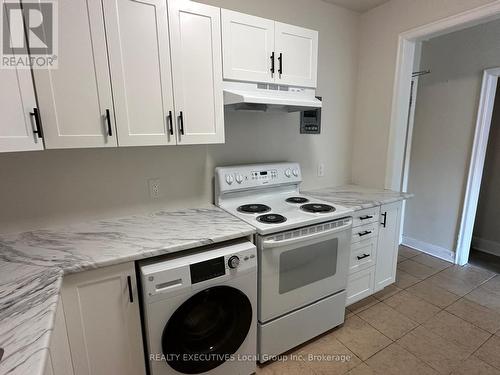Unit #2 - 245 Mattawa Street, North Bay (West End), ON - Indoor Photo Showing Kitchen