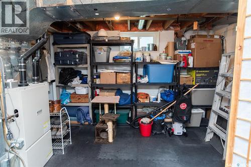 414 3Rd Street E, Wynyard, SK - Indoor