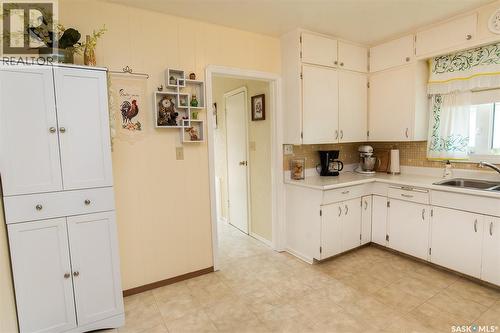 414 3Rd Street E, Wynyard, SK - Indoor Photo Showing Kitchen
