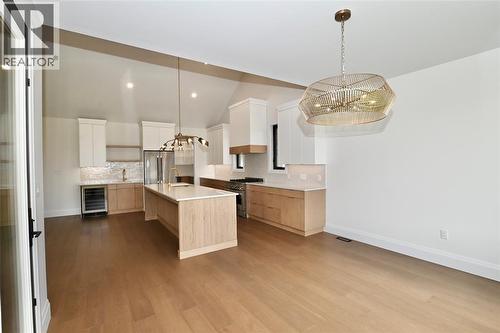 3464 Paul Crescent, Plympton-Wyoming, ON - Indoor Photo Showing Kitchen
