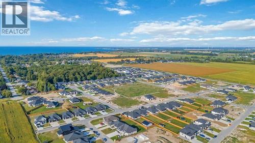 3464 Paul Crescent, Plympton-Wyoming, ON - Outdoor With View