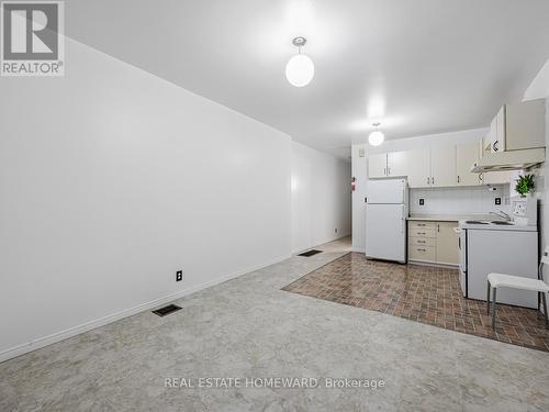 2438 Danforth Avenue, Toronto, ON 