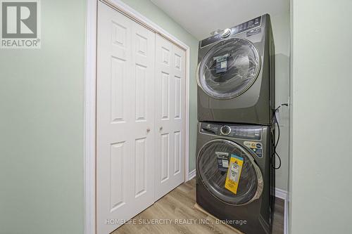 366 Porter Drive, Woodstock, ON - Indoor Photo Showing Laundry Room