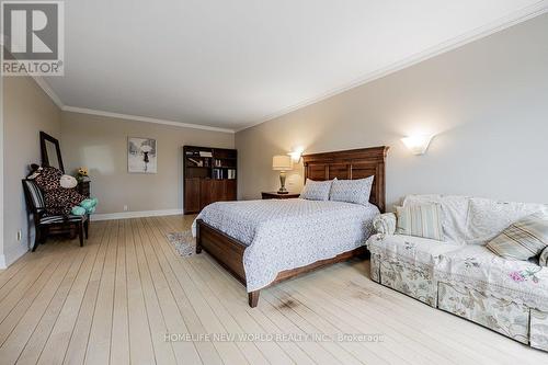 5 Abrams Place, Toronto, ON - Indoor Photo Showing Bedroom