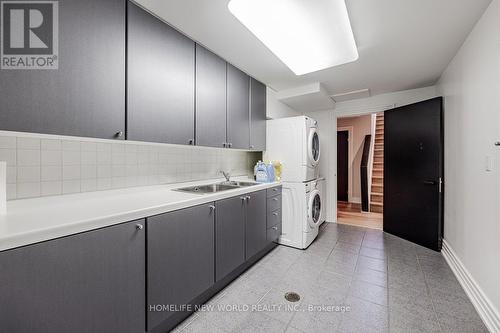5 Abrams Place, Toronto, ON - Indoor Photo Showing Laundry Room