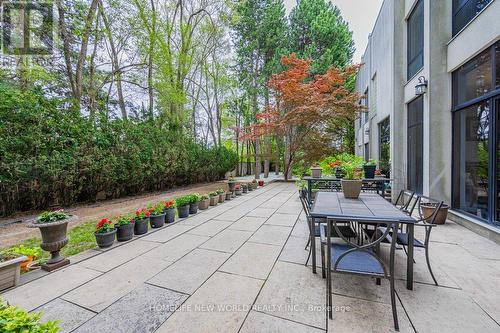 5 Abrams Place, Toronto, ON - Outdoor