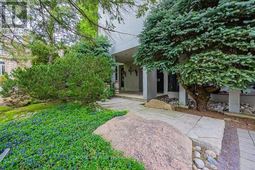 5 Abrams Place, Toronto, ON - Outdoor