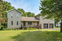 35 Rue Bergeron E.  Granby, QC J2H 0L7