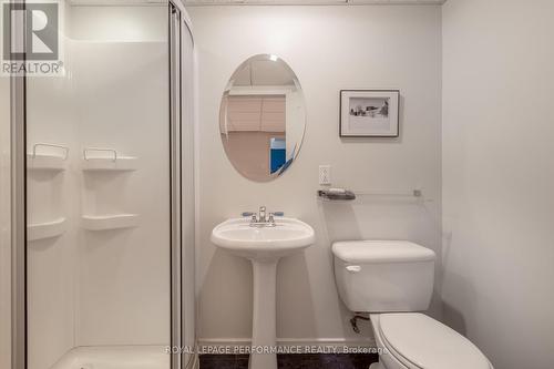 55 Delong Drive, Ottawa, ON - Indoor Photo Showing Bathroom