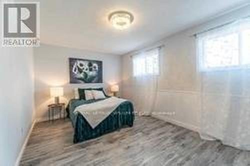145 Chestnut Street N, Cambridge, ON - Indoor Photo Showing Bedroom