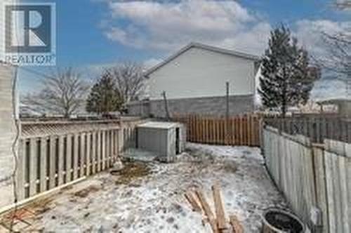 145 Chestnut Street N, Cambridge, ON - Outdoor