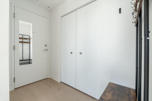 Hall - 1506-1160 Rue Mackay, Montréal (Ville-Marie), QC - Indoor Photo Showing Other Room