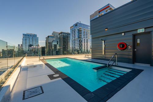Pool - 1506-1160 Rue Mackay, Montréal (Ville-Marie), QC - Outdoor With In Ground Pool