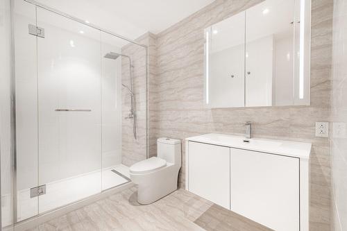 Bathroom - 1106-1188 Av. Union, Montréal (Ville-Marie), QC - Indoor Photo Showing Bathroom