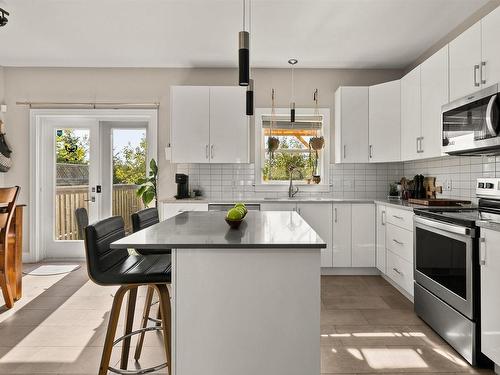 146 Maple Grove Avenue, Timberlea, NS 