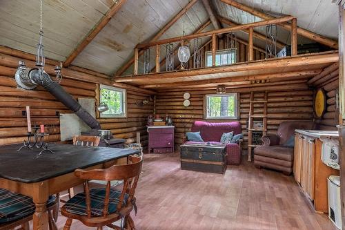 Salon - 3E Rang O., Deschambault-Grondines, QC 