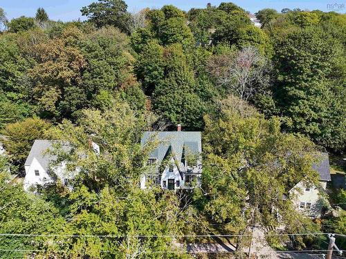 137 Pleasant Street, Dartmouth, NS 