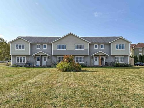 208 Stratford Road  Stratford, PE C1B 1P6