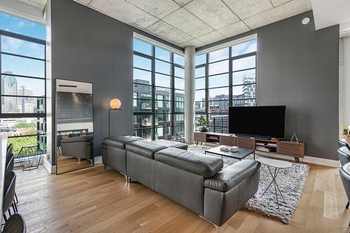 Living room - Ph2-1-1330 Rue Olier, Montréal (Le Sud-Ouest), QC - Indoor Photo Showing Other Room