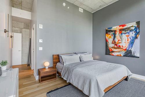 Primary bedroom - Ph2-1-1330 Rue Olier, Montréal (Le Sud-Ouest), QC - Indoor Photo Showing Bedroom