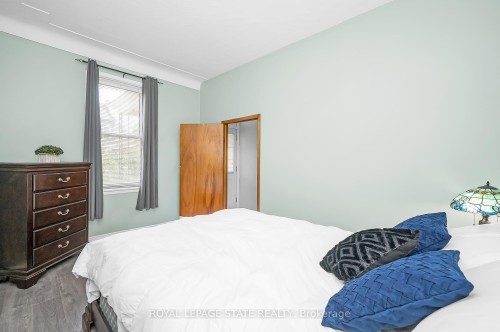 127 East Avenue N, Hamilton, ON 