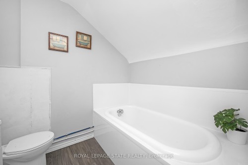 127 East Avenue N, Hamilton, ON 