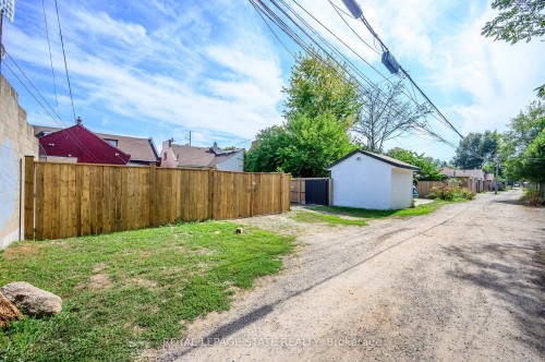 127 East Avenue N, Hamilton, ON 