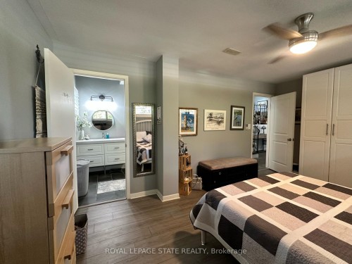 102 Jarrett Place, Haldimand, ON - Indoor Photo Showing Bedroom