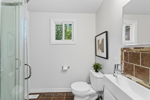 13 Bruce Street, Hamilton, ON 