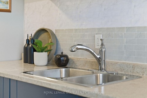 13 Bruce Street, Hamilton, ON 