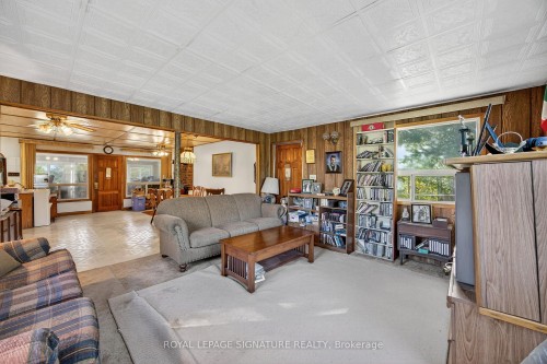 81-77 Bass Bay Drive, Tay, ON - Indoor Photo Showing Living Room