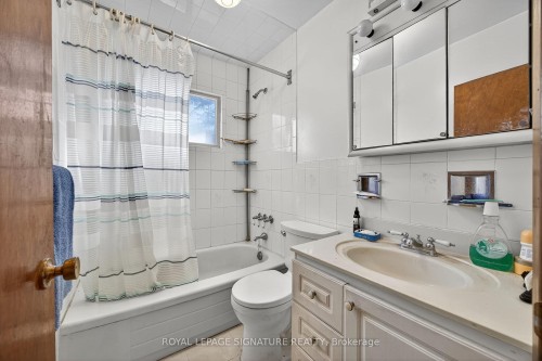 81-77 Bass Bay Drive, Tay, ON - Indoor Photo Showing Bathroom